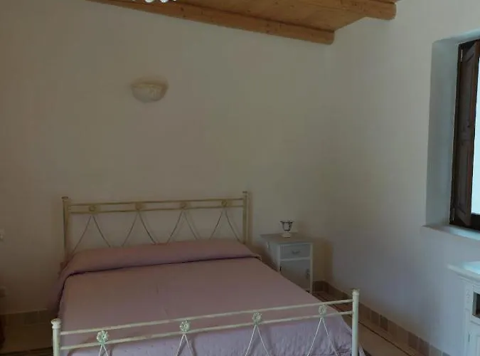 فندق مبيت وإفطار Masseria Cecato نوتشي