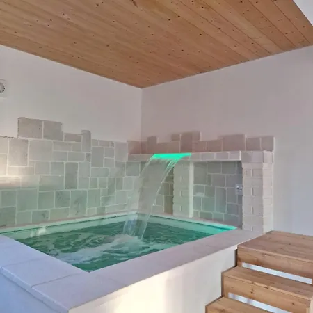 فندق مبيت وإفطار Masseria Cecato نوتشي