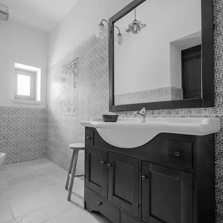 Bed and Breakfast Masseria Cecato Νότσι
